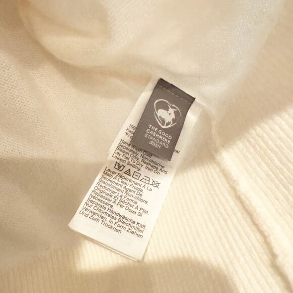 J. Crew Women's Cashmere Relaxed Crewneck Sweater Long Sleeve Snow Size XS NWT - Picture 9 of 13